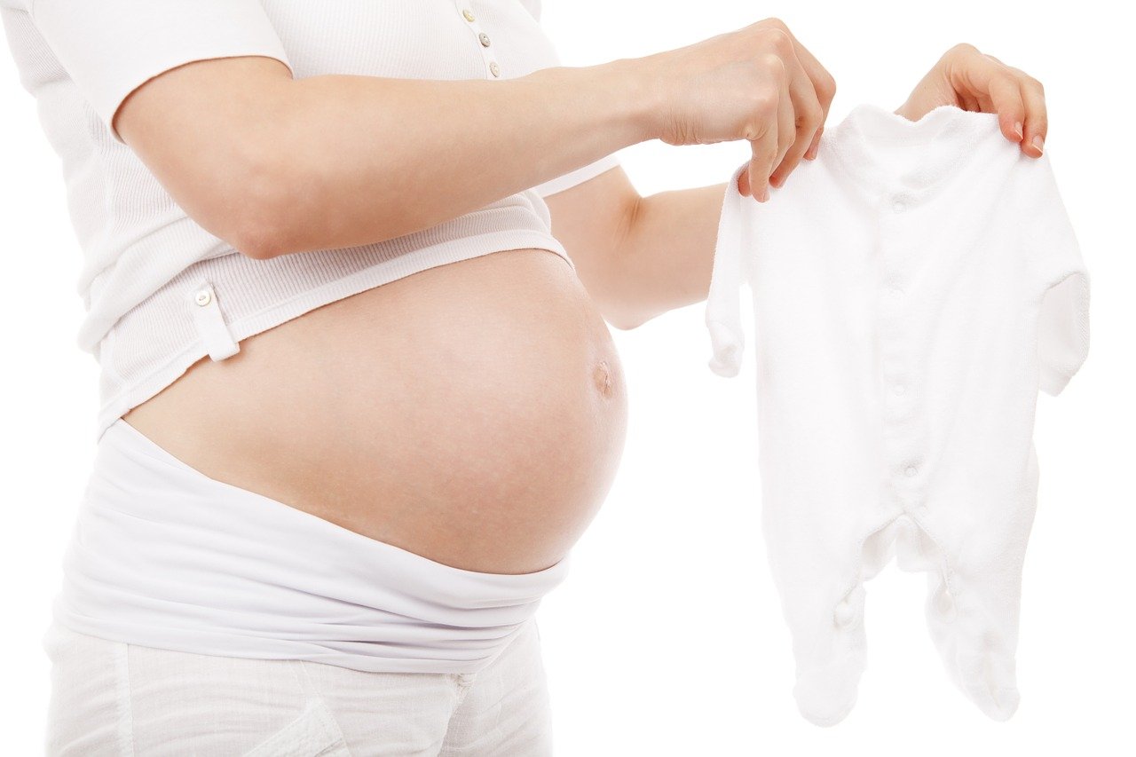 CBD in gravidanza e allattamento: sì o no?